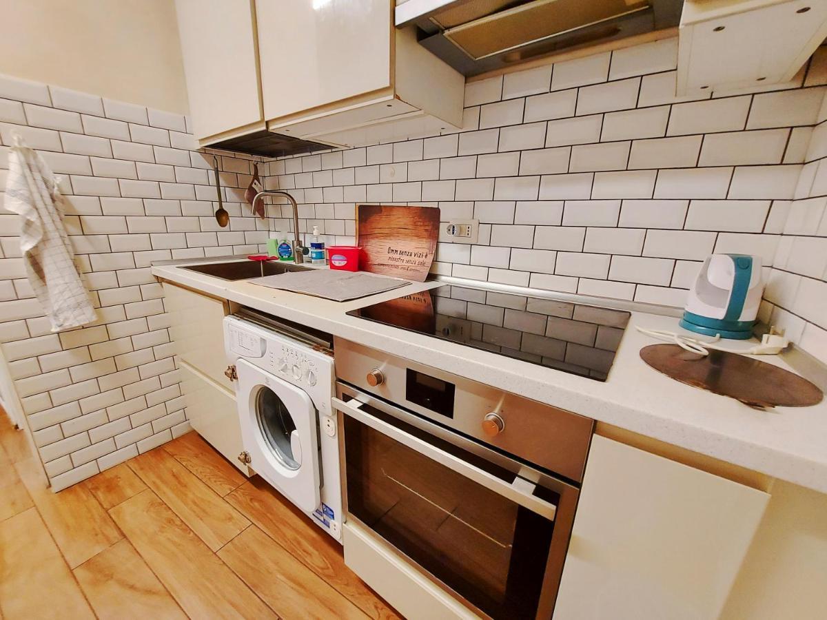 Free Breakfast - Big Apartment In The Heart Of Rome Exterior photo
